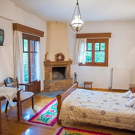 Archontiko Christodoulou 2* Elati (Trikala)